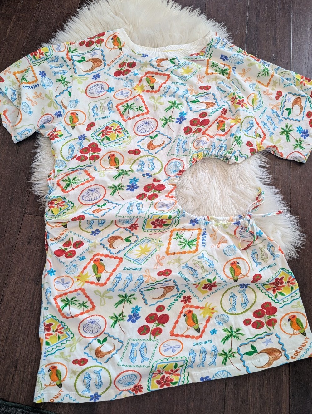 Celandine Cutout T-Shirt Mini Dress Tropical Sardine Tomato Summer Print L Large - Picture 3 of 8